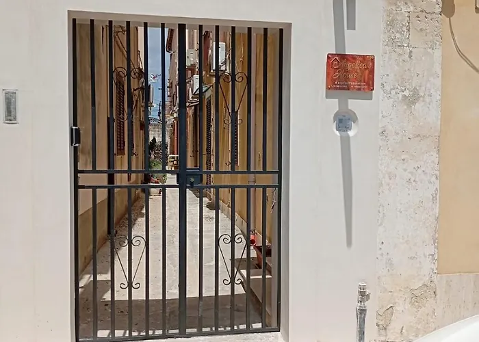Angelica's House Διαμέρισμα *